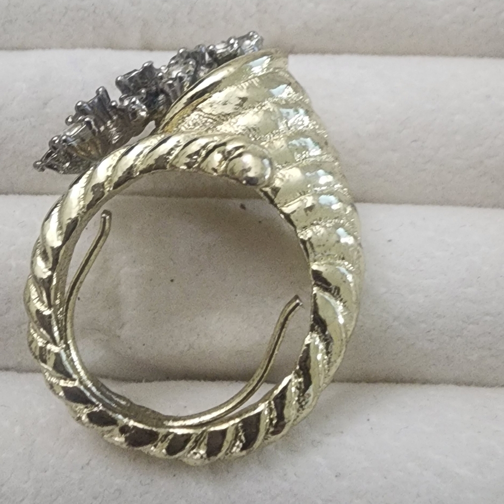 Elegant Gold‎ and Silver Tones Women's Ring